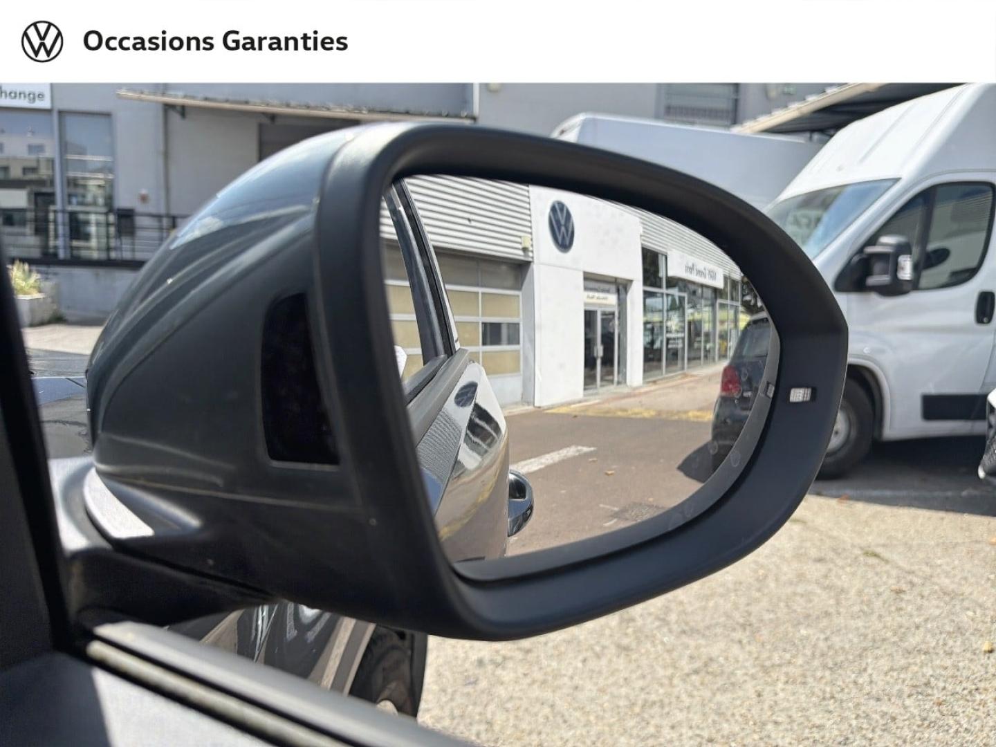 Voitures occasions VOLKSWAGEN T-ROC Style Villemomble