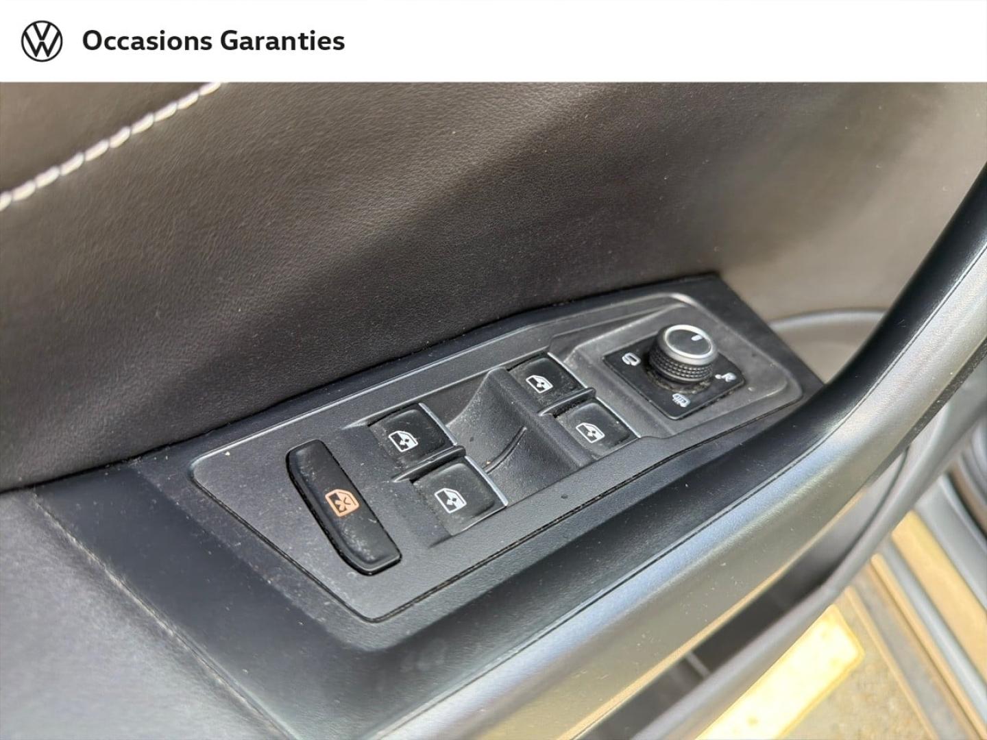 Voitures occasions VOLKSWAGEN T-ROC Style Villemomble