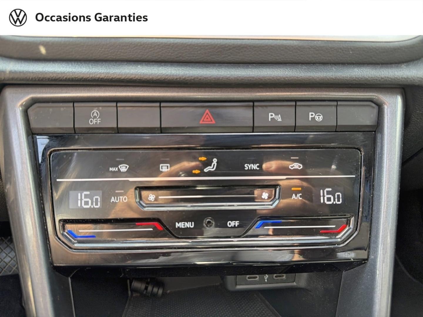 Voitures occasions VOLKSWAGEN T-ROC Style Villemomble
