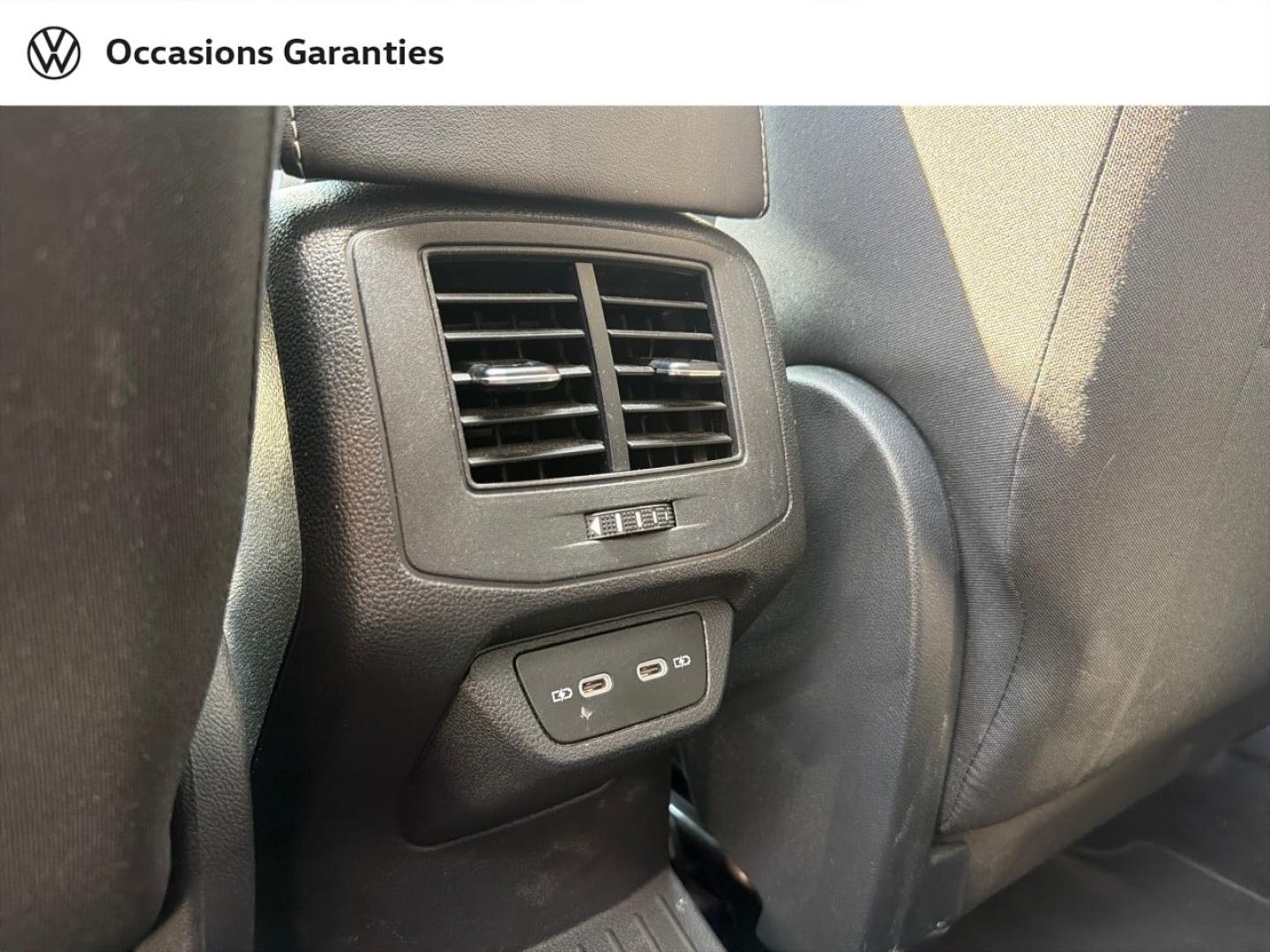 Voitures occasions VOLKSWAGEN T-ROC Style Villemomble
