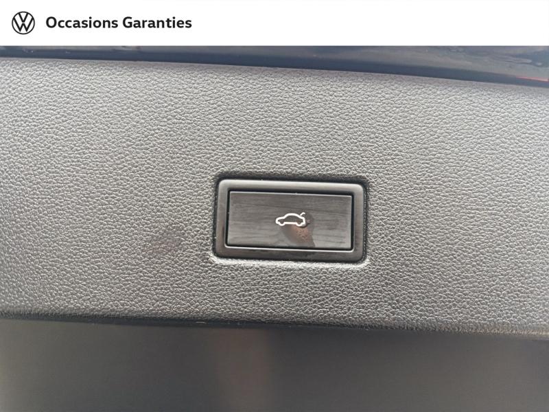 Voitures occasions VOLKSWAGEN T-ROC R-Line Villemomble