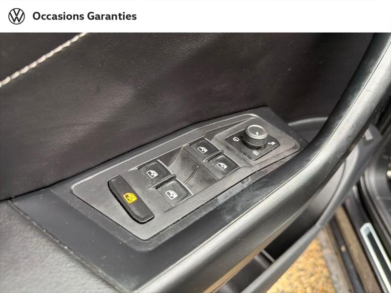 Voitures occasions VOLKSWAGEN T-ROC R-Line Villemomble