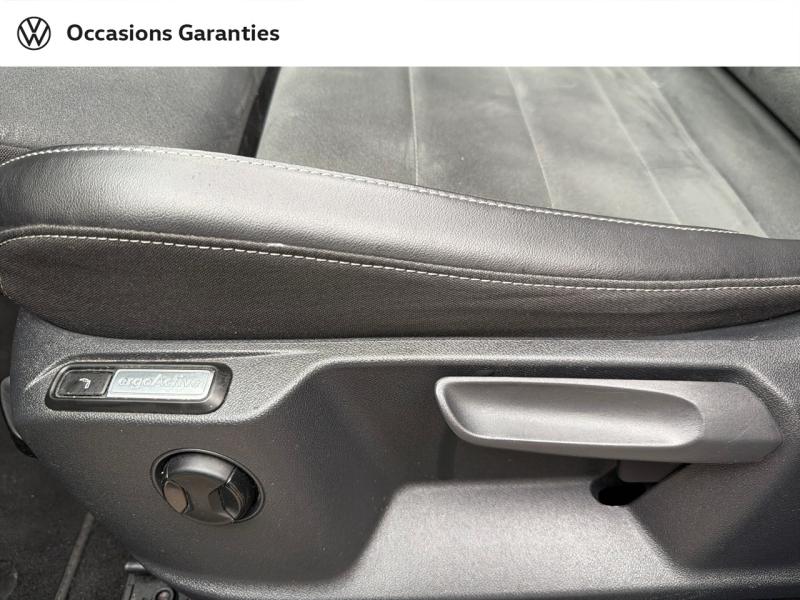 Voitures occasions VOLKSWAGEN T-ROC R-Line Villemomble