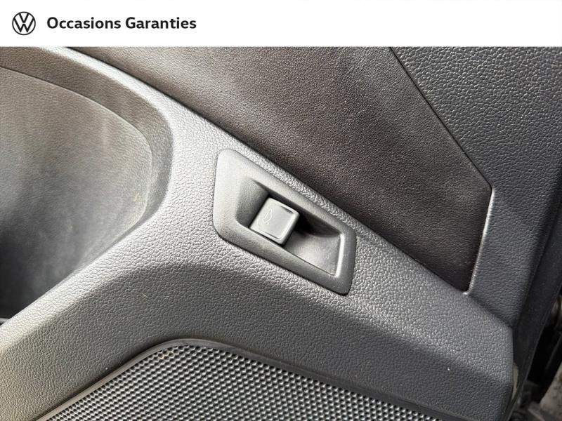 Voitures occasions VOLKSWAGEN T-ROC Style Exclusive Villemomble