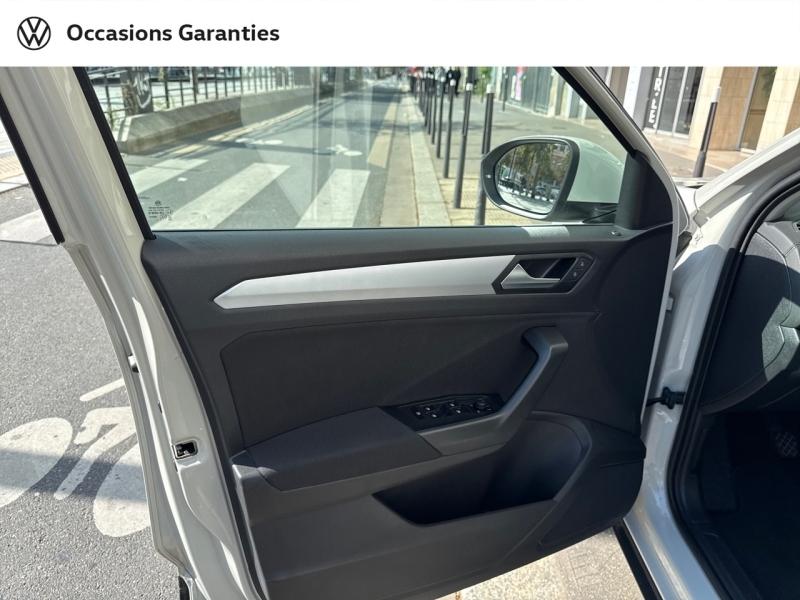 Voitures occasions VOLKSWAGEN T-ROC Life Plus Villemomble