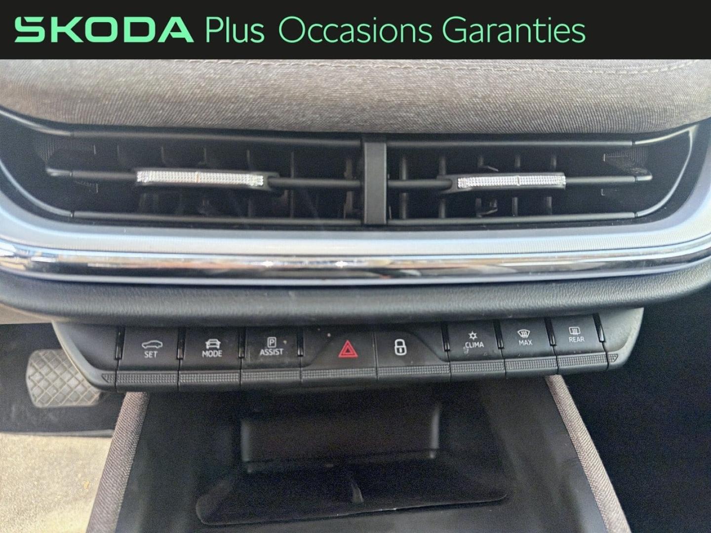 Voitures occasions ŠKODA ENYAQ Base Villemomble