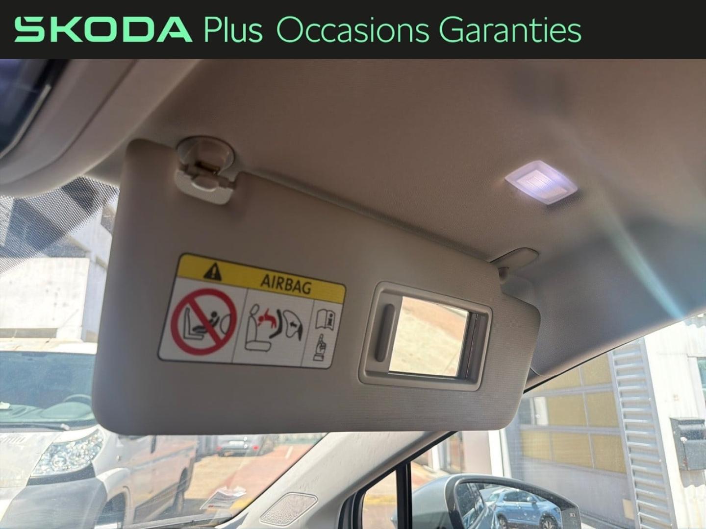 Voitures occasions ŠKODA ENYAQ Base Villemomble