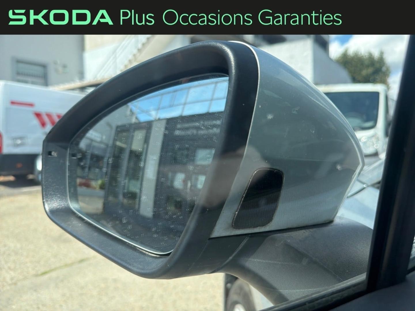 Voitures occasions ŠKODA ENYAQ Base Villemomble
