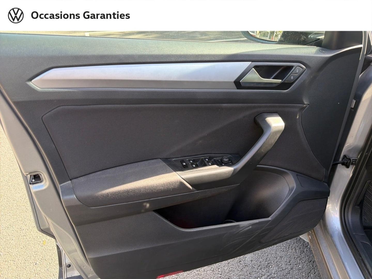 Voitures occasions VOLKSWAGEN T-ROC Life Villemomble