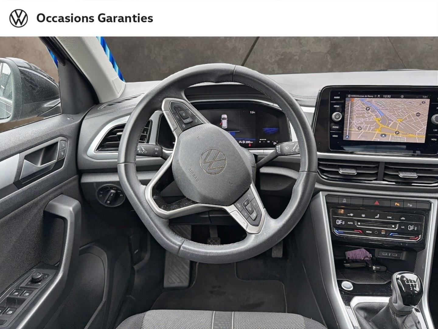 Voitures occasions VOLKSWAGEN T-ROC Life Villemomble