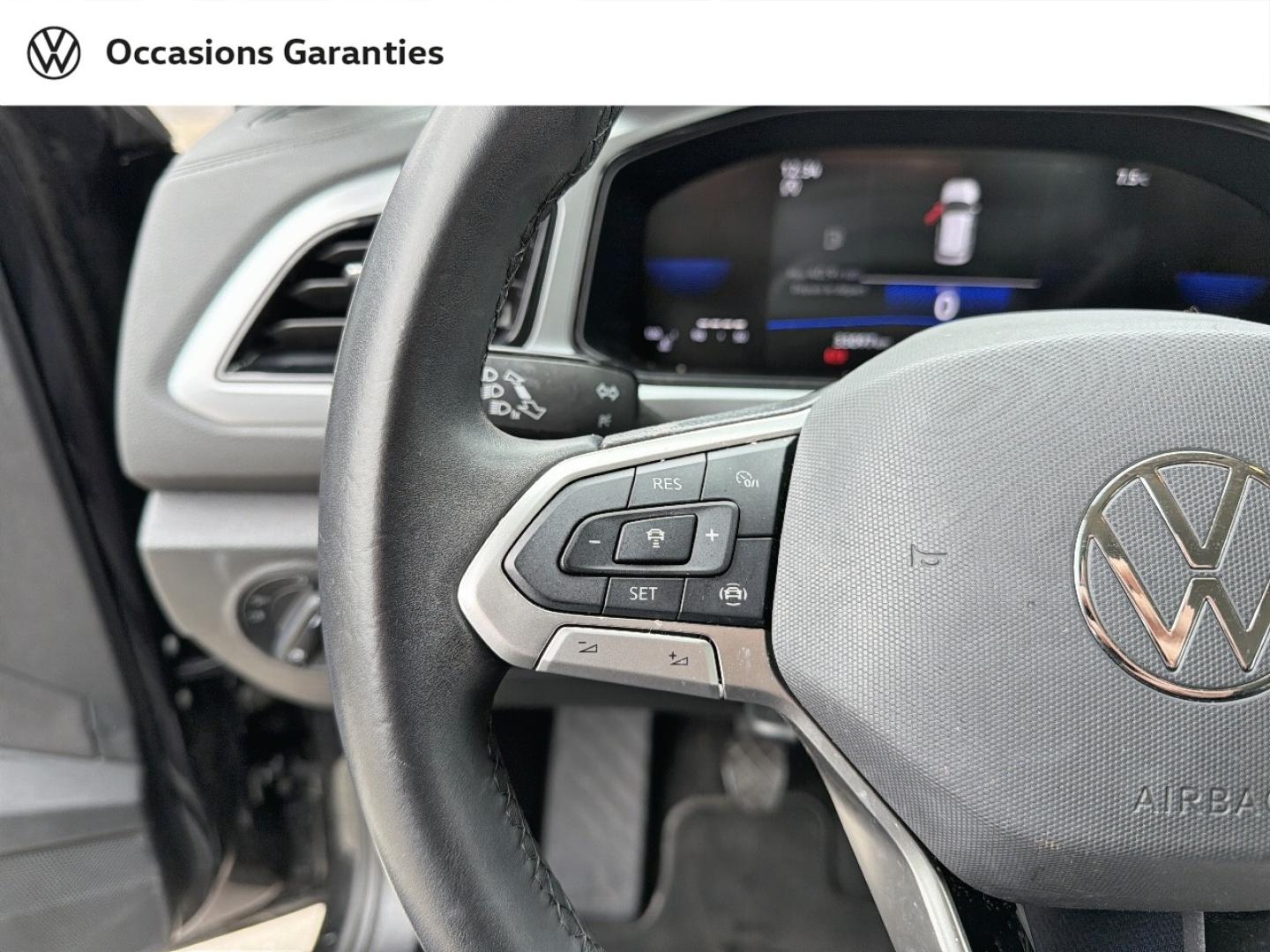 Voitures occasions VOLKSWAGEN T-ROC Life Villemomble