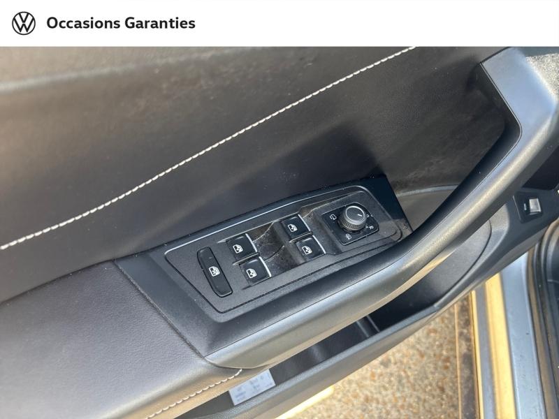 Voitures occasions VOLKSWAGEN T-ROC Style Exclusive Villemomble