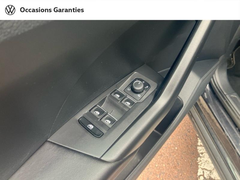 Voitures occasions VOLKSWAGEN T-CROSS R-Line Tech Villemomble