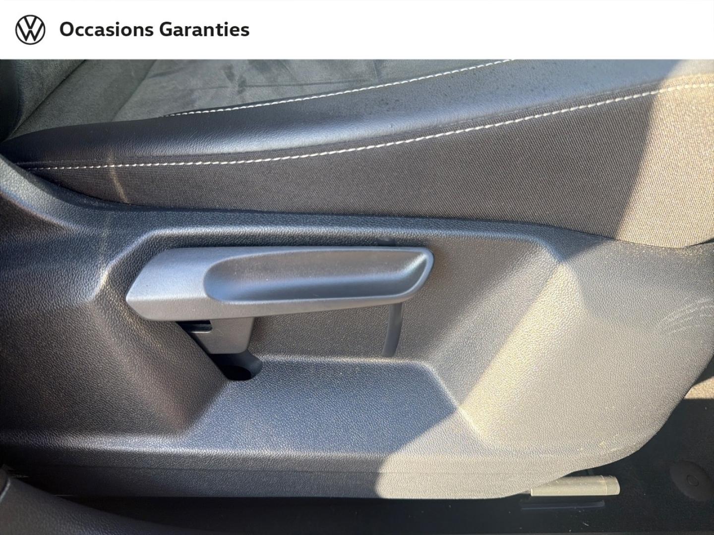 Voitures occasions VOLKSWAGEN T-ROC Style Villemomble