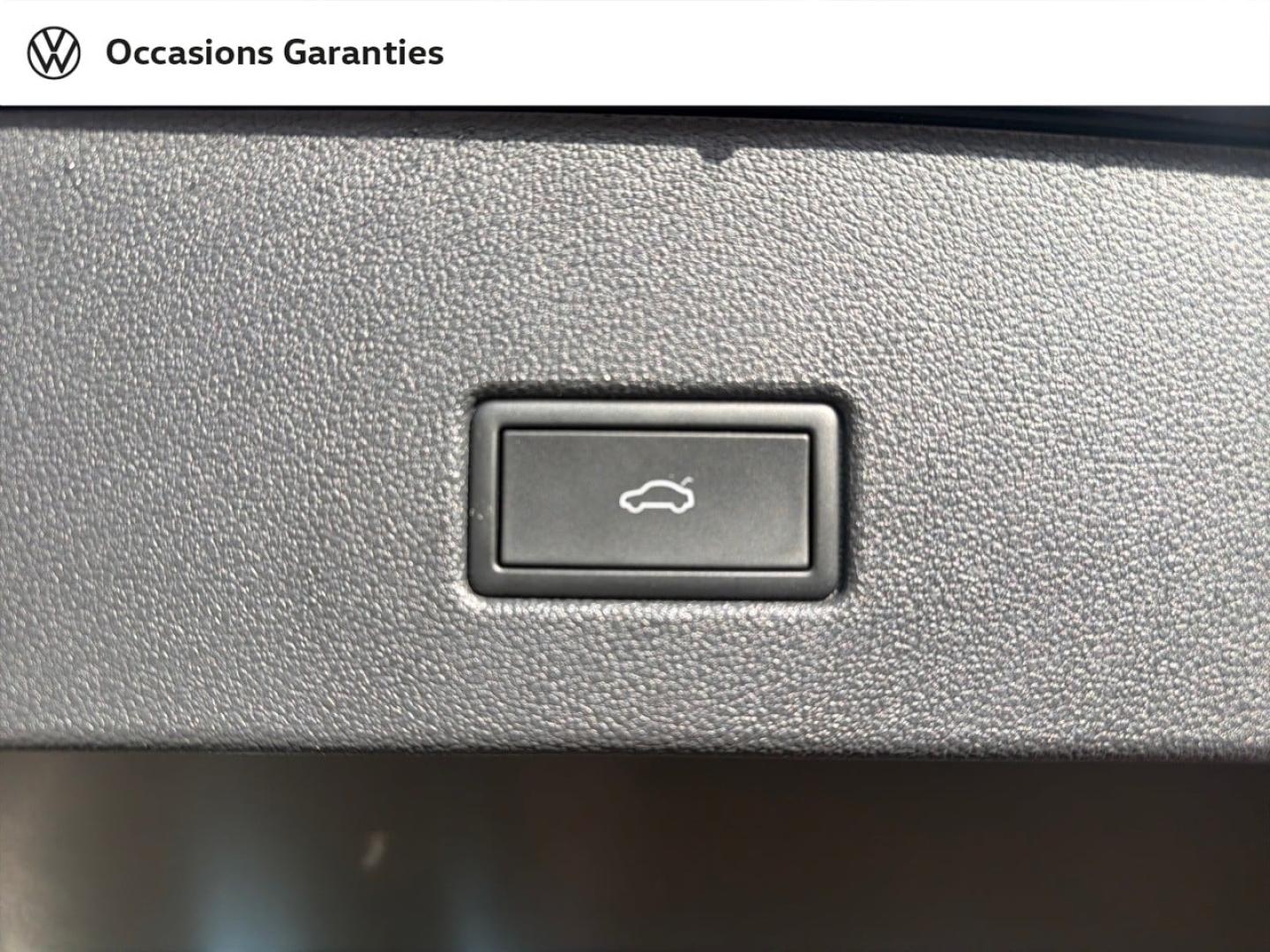 Voitures occasions VOLKSWAGEN T-ROC Style Villemomble