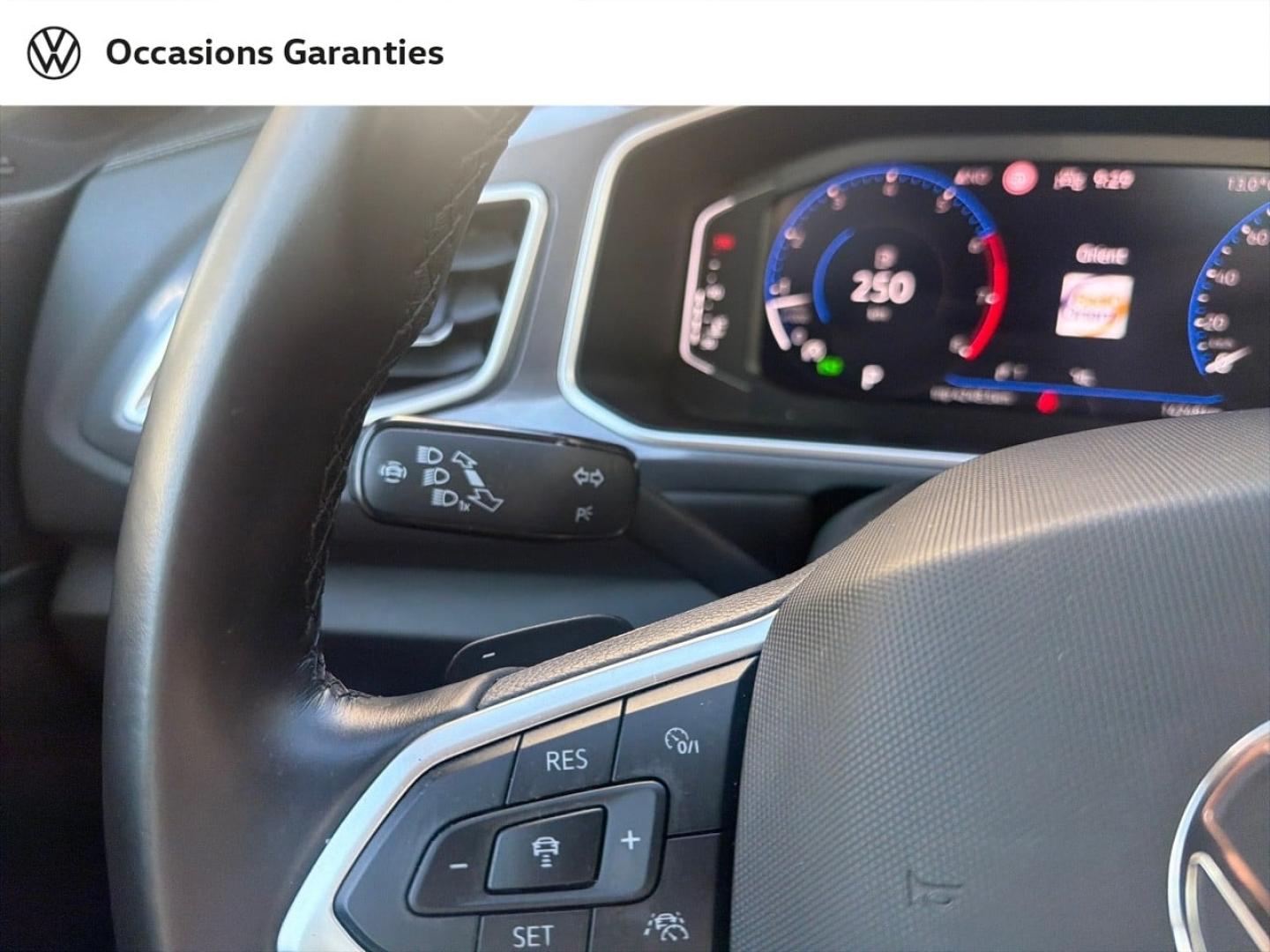 Voitures occasions VOLKSWAGEN T-ROC Style Villemomble