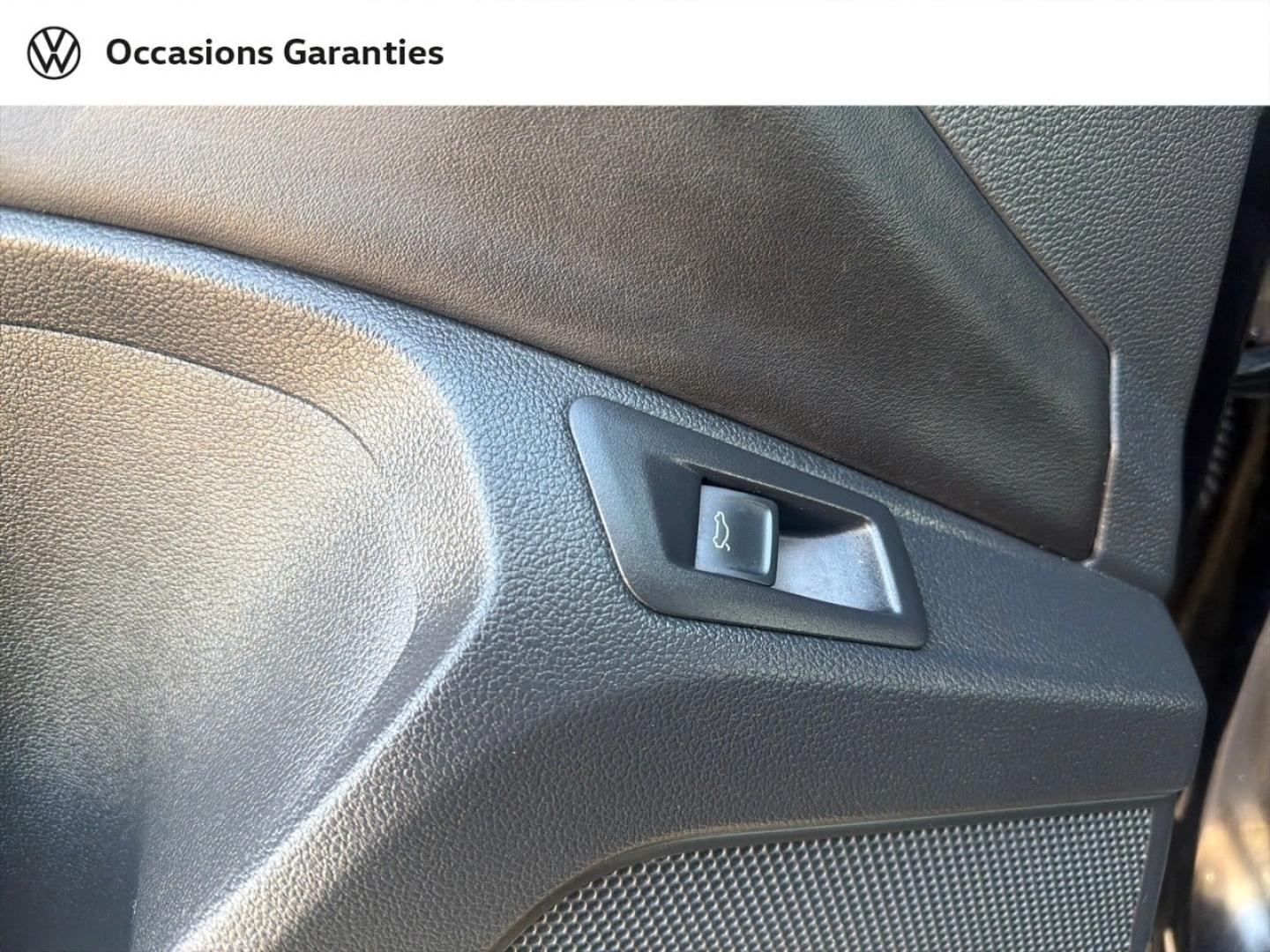 Voitures occasions VOLKSWAGEN T-ROC Style Villemomble