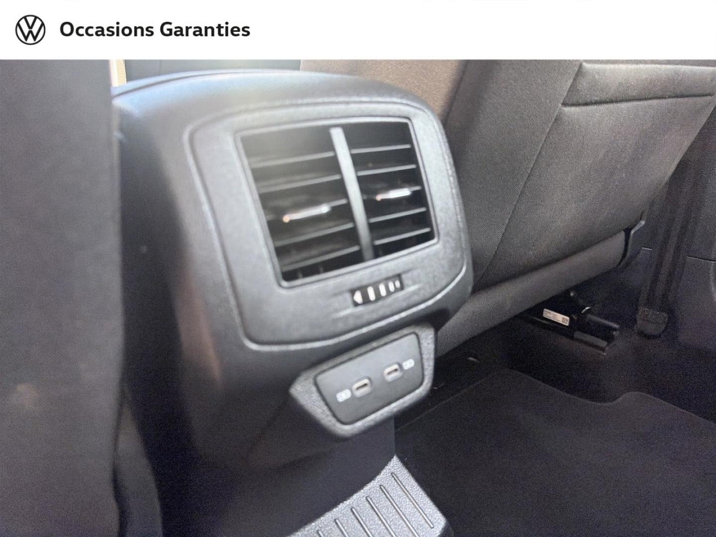 Voitures occasions VOLKSWAGEN T-ROC Style Villemomble