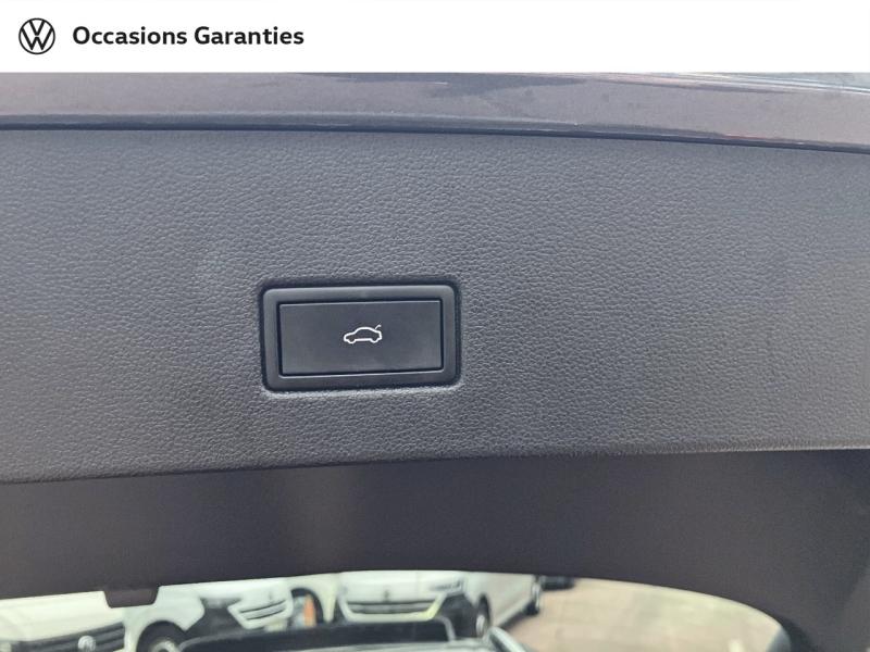 Voitures occasions VOLKSWAGEN T-ROC Style Exclusive Villemomble