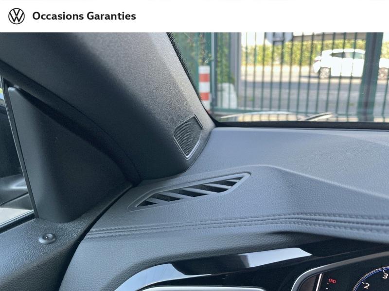 Voitures occasions VOLKSWAGEN T-Roc Cabriolet R-Line Villemomble