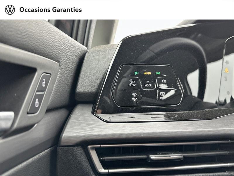 Voitures occasions VOLKSWAGEN GOLF Style 1st Villemomble