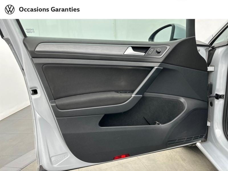 Voitures occasions VOLKSWAGEN GOLF Confortline Business Villemomble