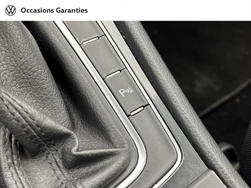 Voitures occasions VOLKSWAGEN GOLF Confortline Business Villemomble