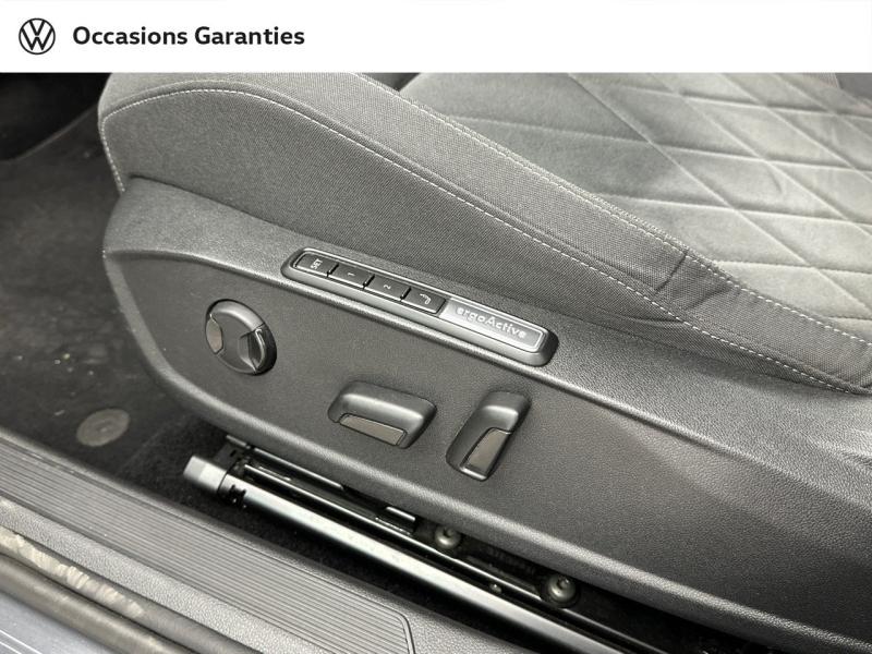 Voitures occasions VOLKSWAGEN GOLF Style 1st Villemomble