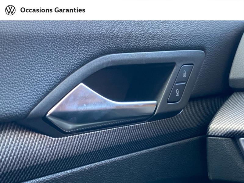 Voitures occasions VOLKSWAGEN GOLF R-Line Villemomble