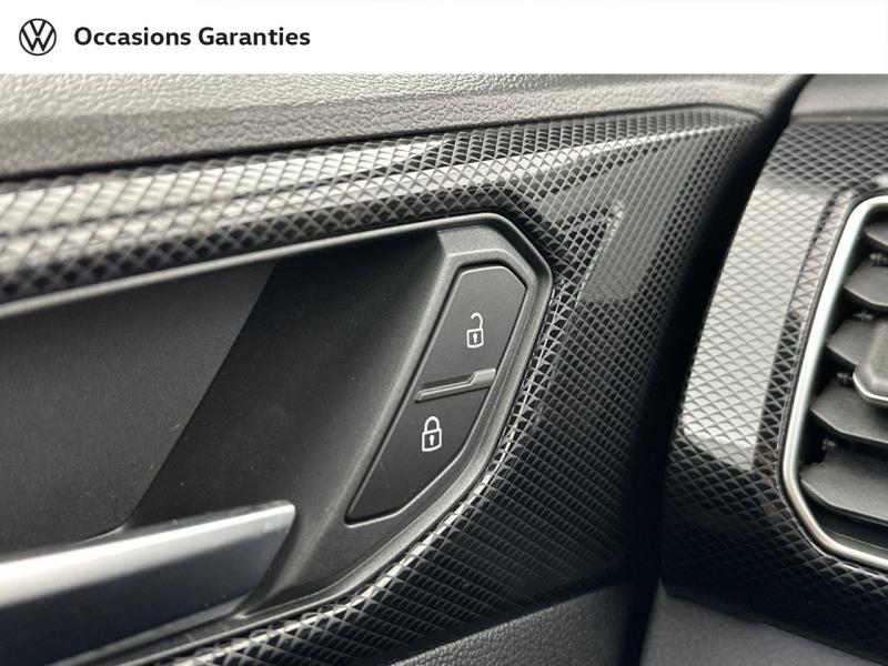 Voitures occasions VOLKSWAGEN T-CROSS R-Line Edition Villemomble