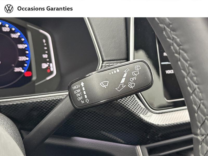 Voitures occasions VOLKSWAGEN T-CROSS R-Line Edition Villemomble