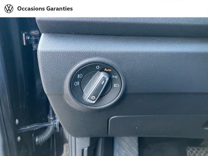 Voitures occasions VOLKSWAGEN T-ROC Lounge Villemomble