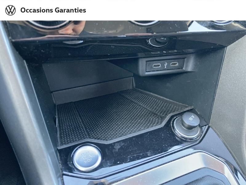 Voitures occasions VOLKSWAGEN T-ROC Lounge Villemomble