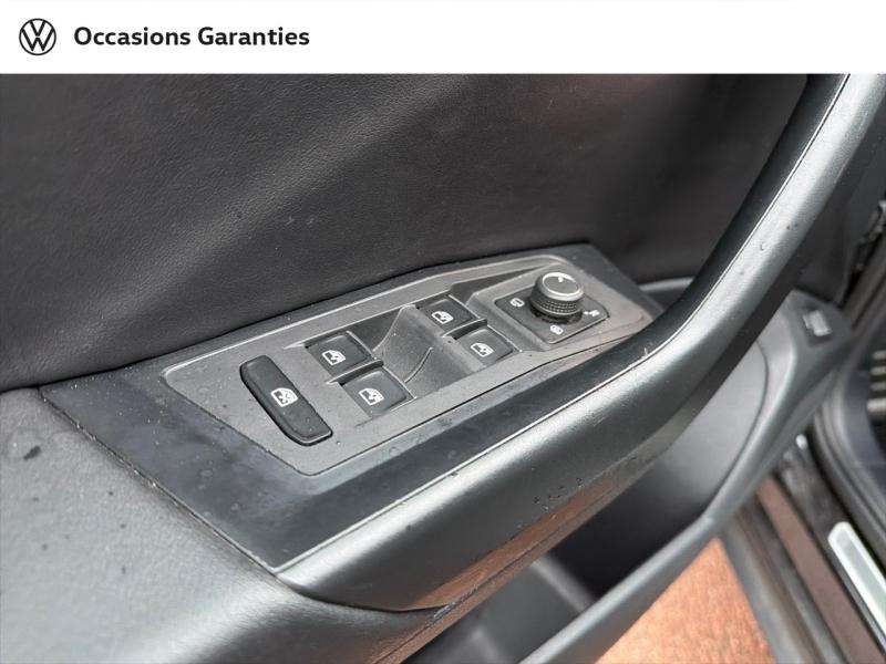 Voitures occasions VOLKSWAGEN T-ROC R-Line Villemomble