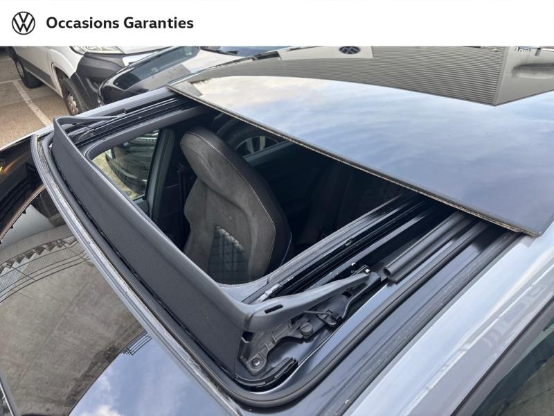 Voitures occasions VOLKSWAGEN GOLF R-Line Villemomble