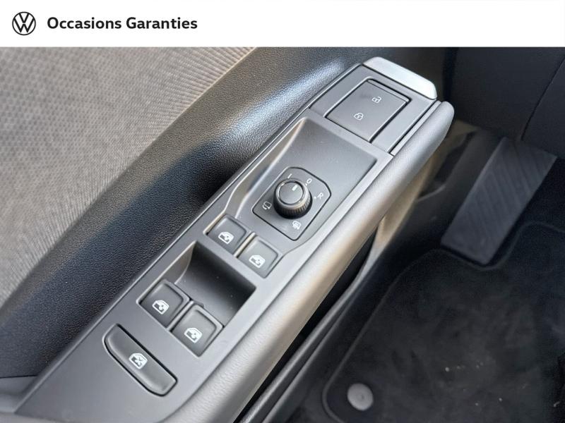 Voitures occasions VOLKSWAGEN T-ROC Life Villemomble