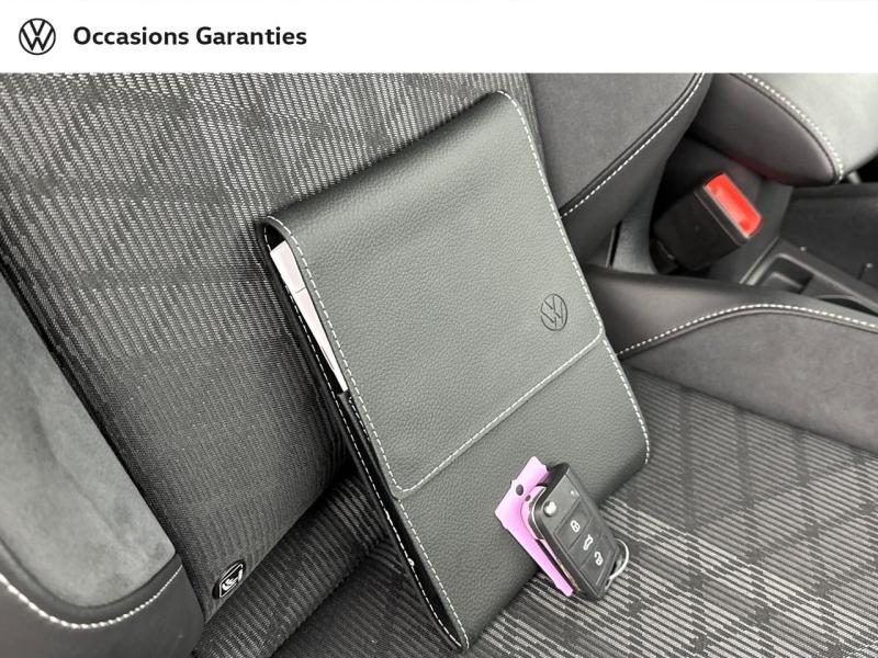 Voitures occasions VOLKSWAGEN T-CROSS R-Line Villemomble