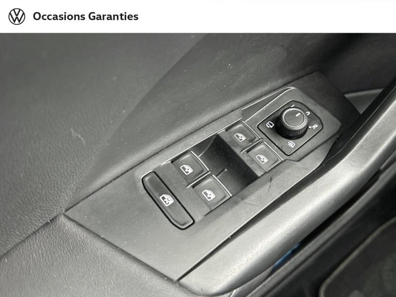 Voitures occasions VOLKSWAGEN T-CROSS R-Line Villemomble
