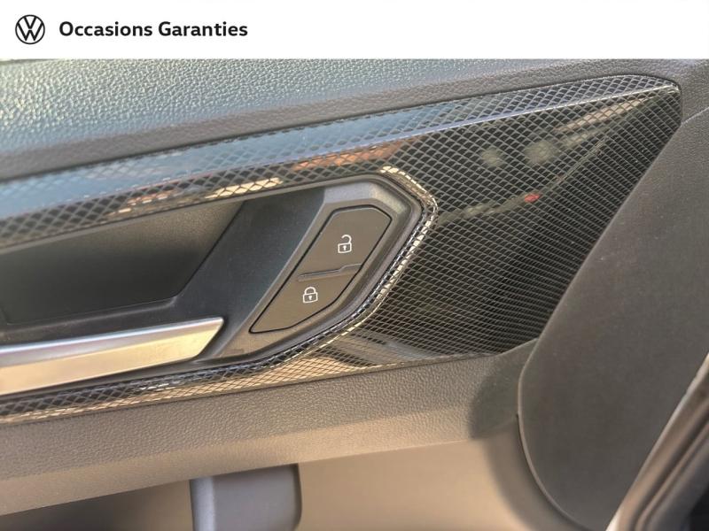 Voitures occasions VOLKSWAGEN T-CROSS R-Line Villemomble