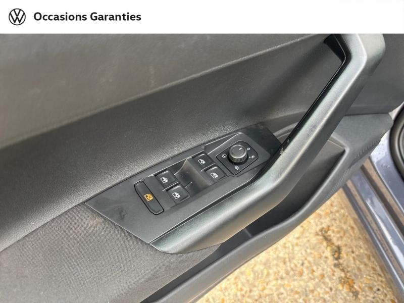 Voitures occasions VOLKSWAGEN POLO Life Villemomble