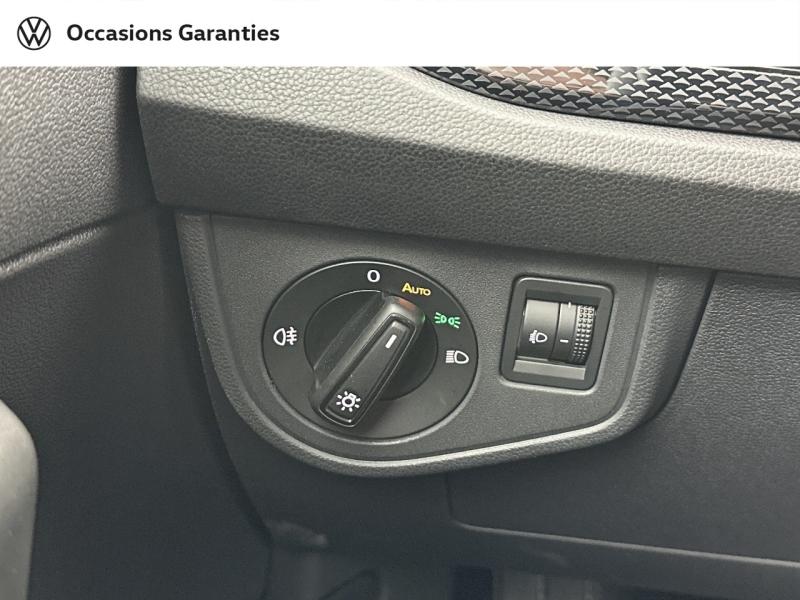 Voitures occasions VOLKSWAGEN POLO Life Villemomble