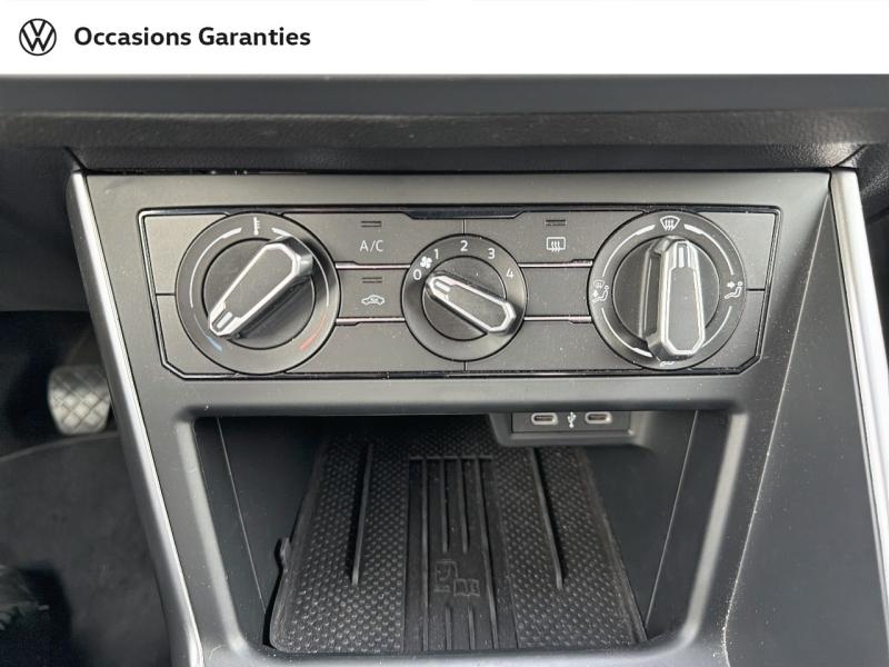 Voitures occasions VOLKSWAGEN POLO Life Villemomble