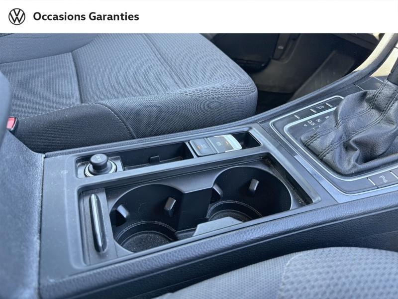 Voitures occasions VOLKSWAGEN GOLF Confortline Business Villemomble