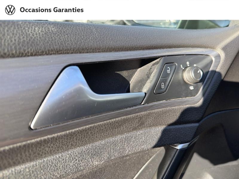 Voitures occasions VOLKSWAGEN GOLF Confortline Business Villemomble