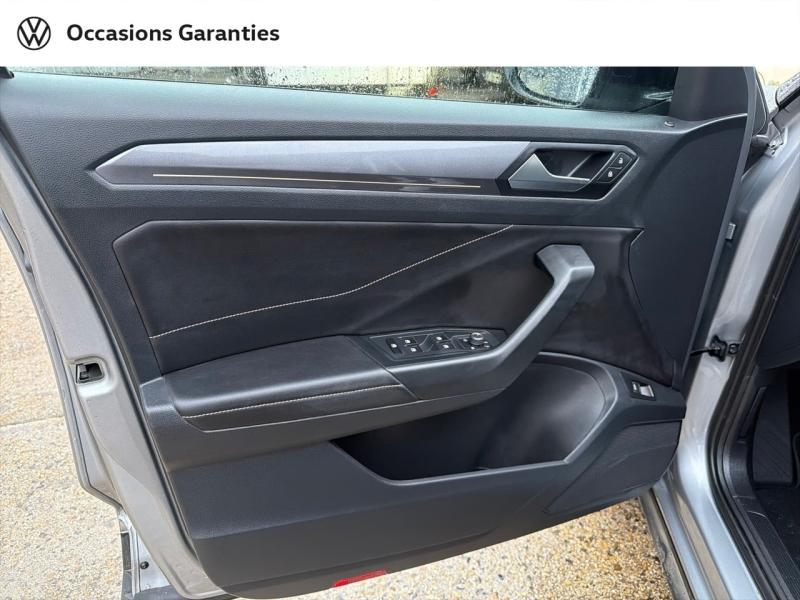 Voitures occasions VOLKSWAGEN T-ROC Style Exclusive Villemomble