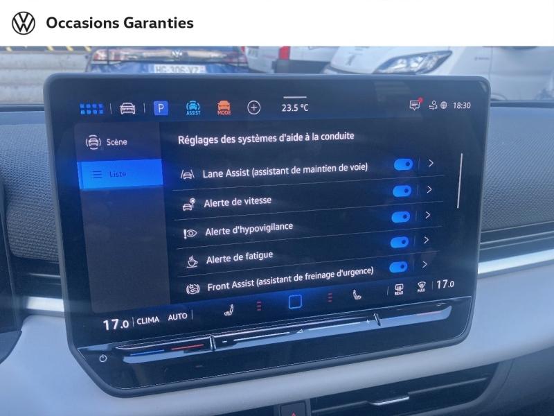 Voitures occasions VOLKSWAGEN T-ROC Style Villemomble