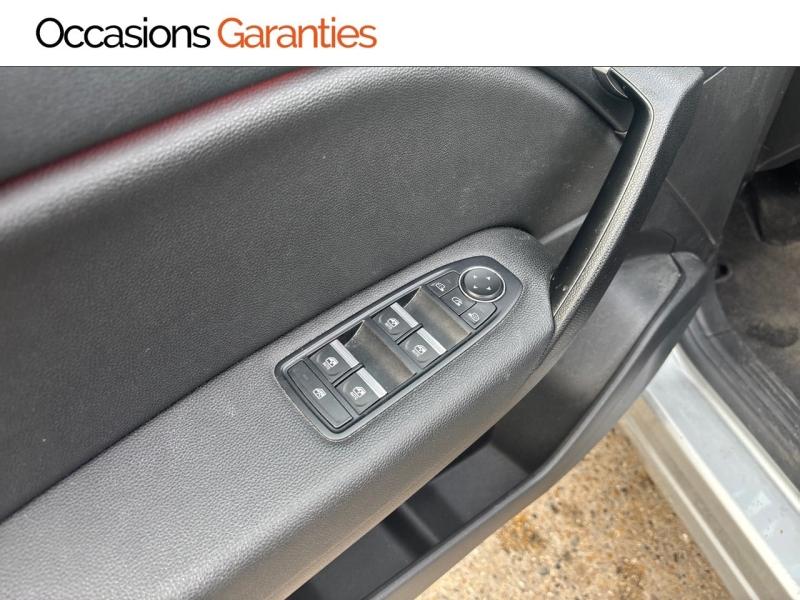 Voitures occasions RENAULT CAPTUR Techno Villemomble