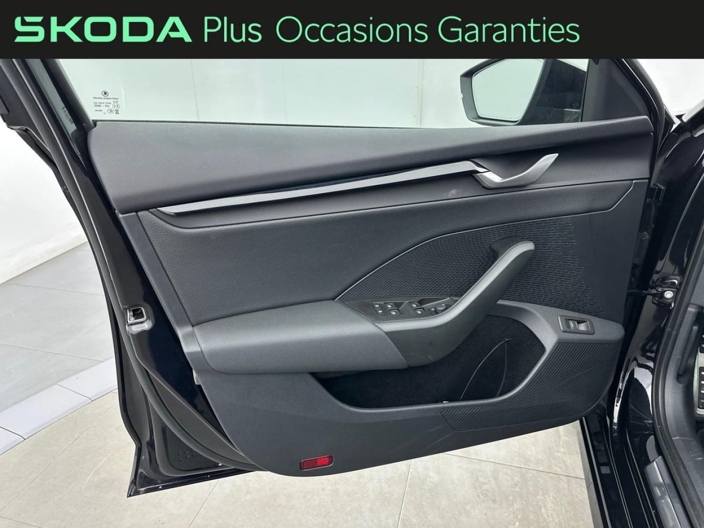 Voitures occasions ŠKODA OCTAVIA Sportline Villemomble