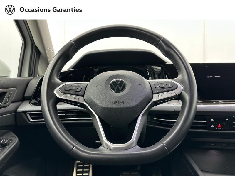 Voitures occasions VOLKSWAGEN GOLF Active Villemomble