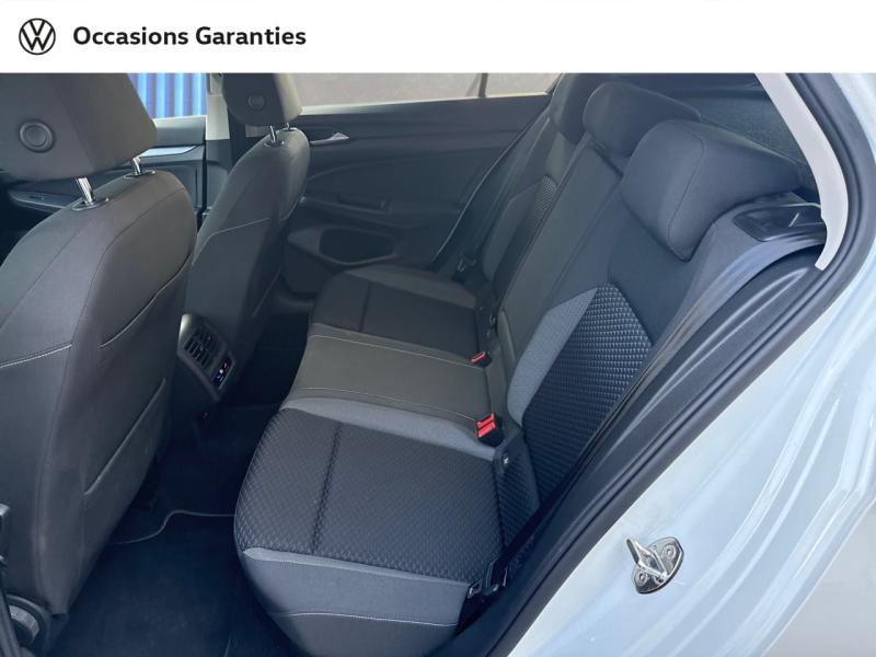 Voitures occasions VOLKSWAGEN GOLF Active Villemomble